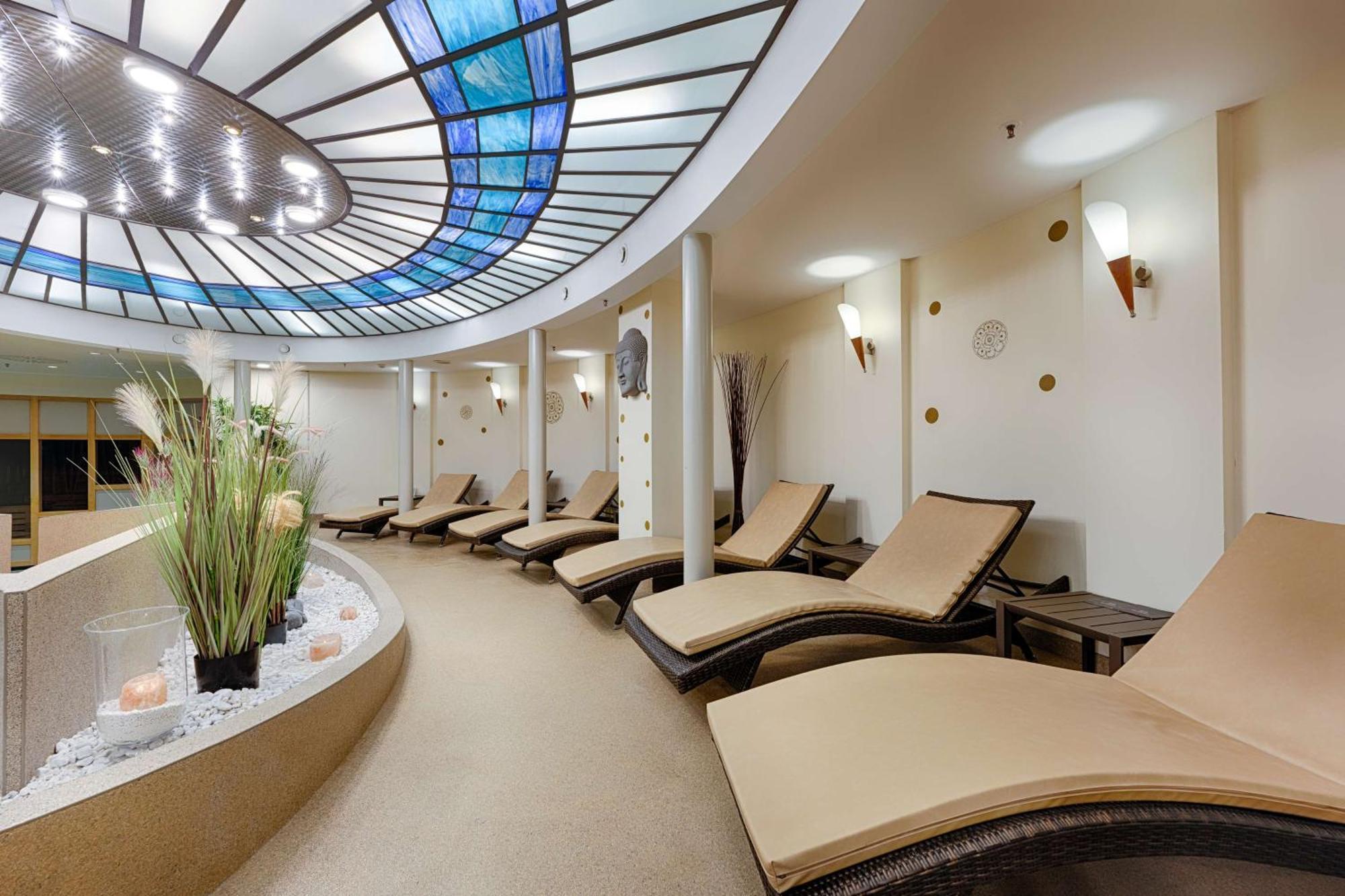 Park Inn By Radisson Berlin Alexanderplatz ภายนอก รูปภาพ Wellness center