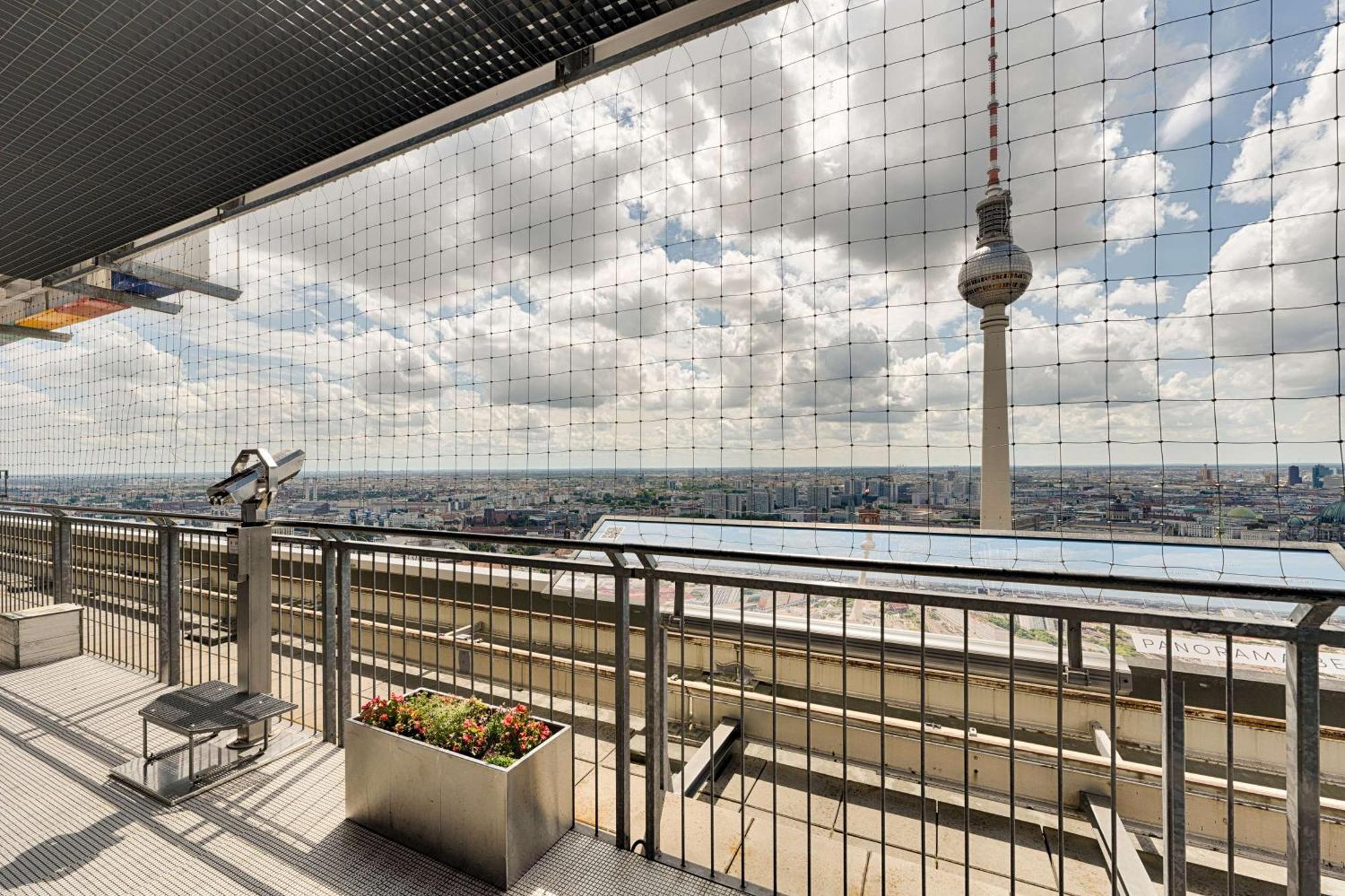 Park Inn By Radisson Berlin Alexanderplatz ภายนอก รูปภาพ Panorama